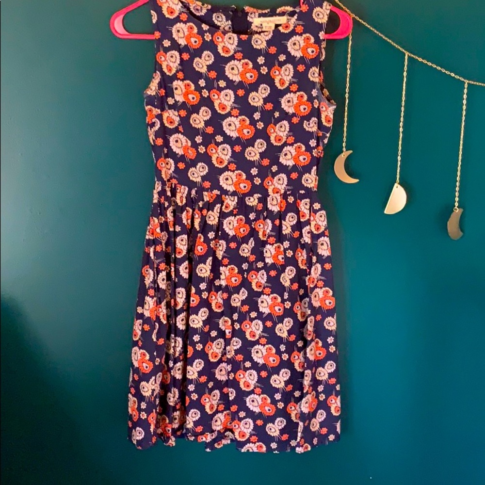 Mod/vintage inspired dress. Super retro & fun!